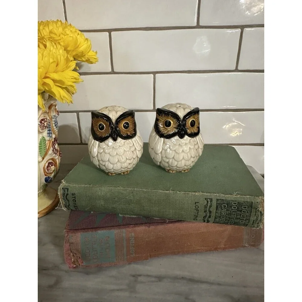 VTG Ceramic Owl Salt & Pepper Shakers Lego  Japan 60s 70s Kitsch